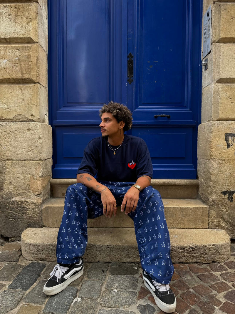 look « love navy  tee + flowers blue  pant »